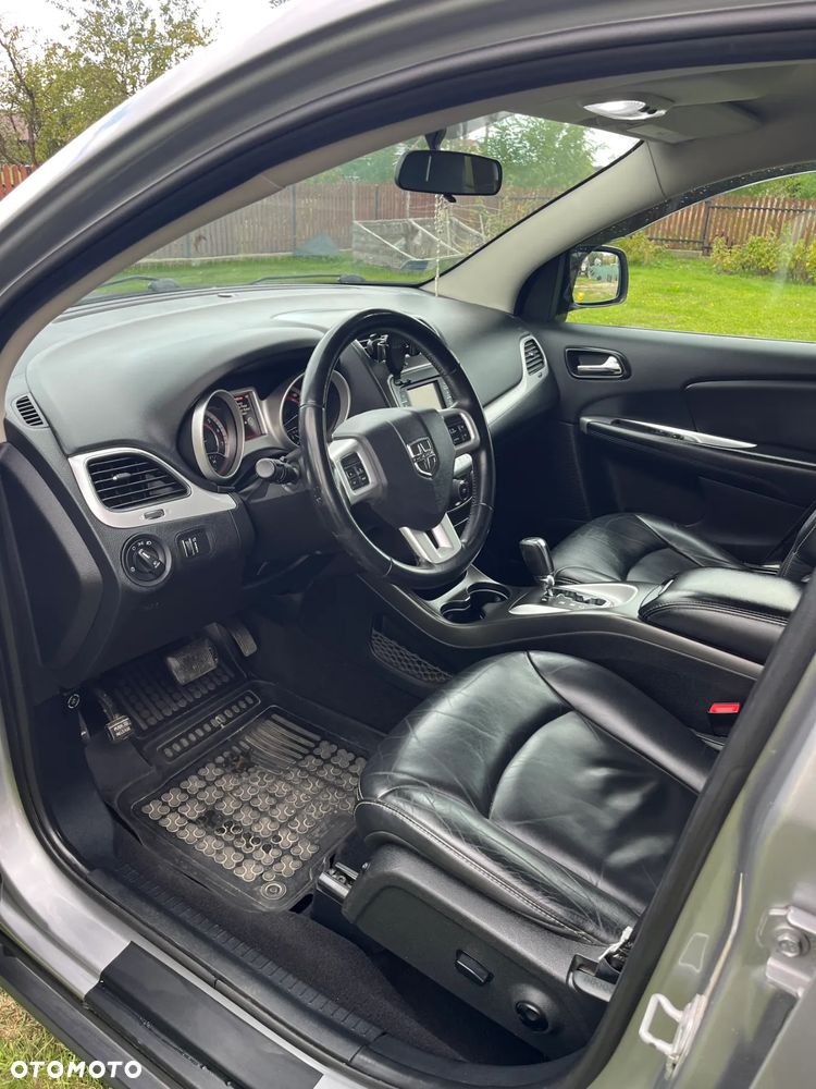 Dodge Journey - 11