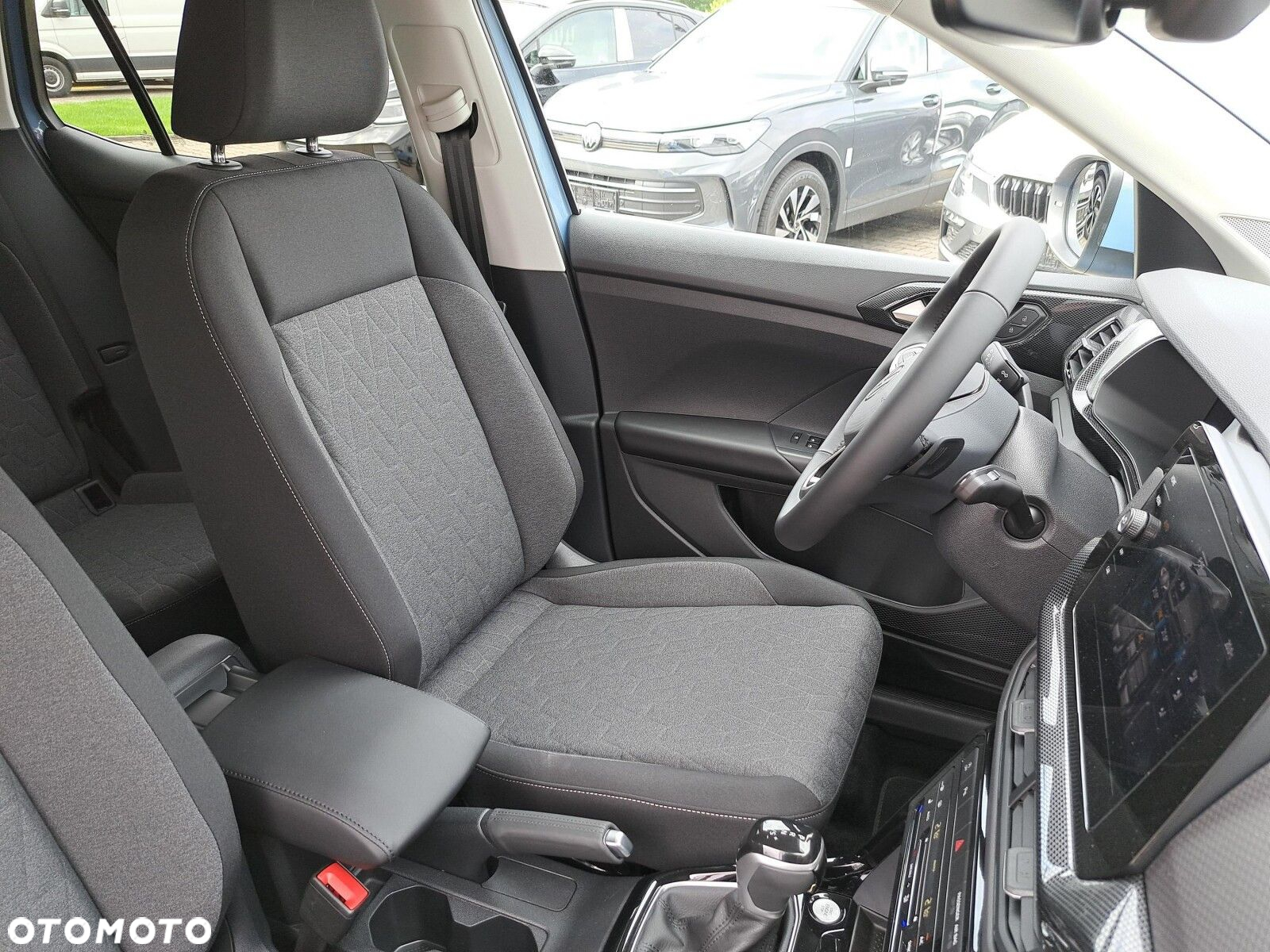 Volkswagen T-Cross - 33