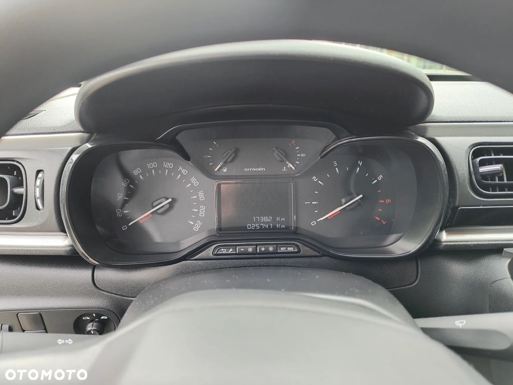 Citroën C3 1.2 PureTech Plus - 7