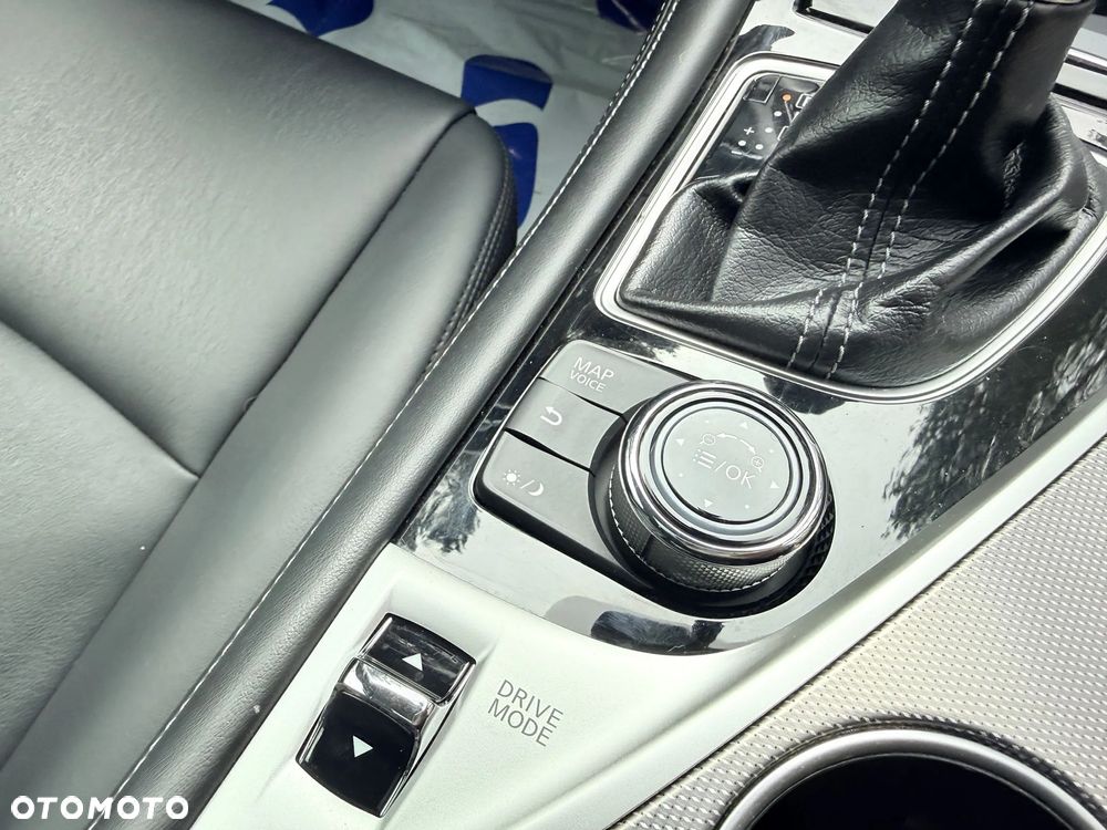 Infiniti Q50 - 16