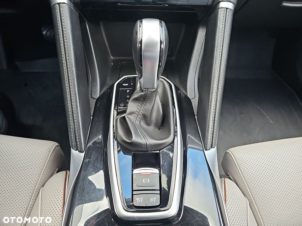 Renault Koleos 2.0 Blue dCi Initiale Paris 4x4 X-Tronic - 25