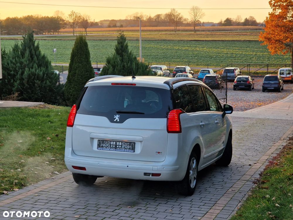 Peugeot 5008 1.6 THP Active - 11