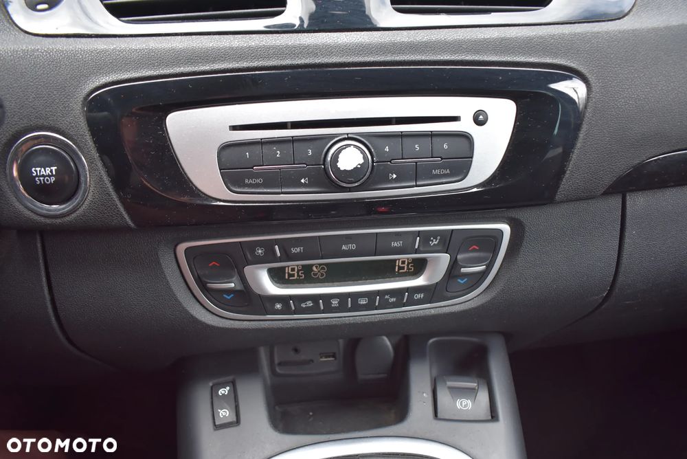 Renault Scenic Energy dCi 130 Start & Stop Bose Edition - 16
