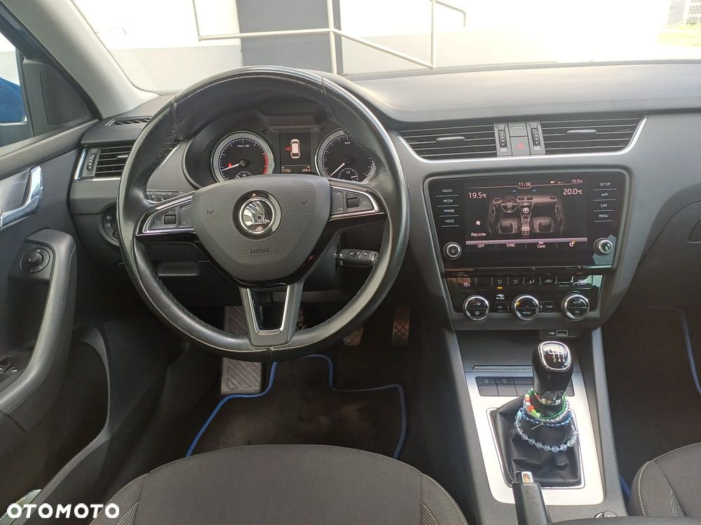 Skoda Octavia - 12