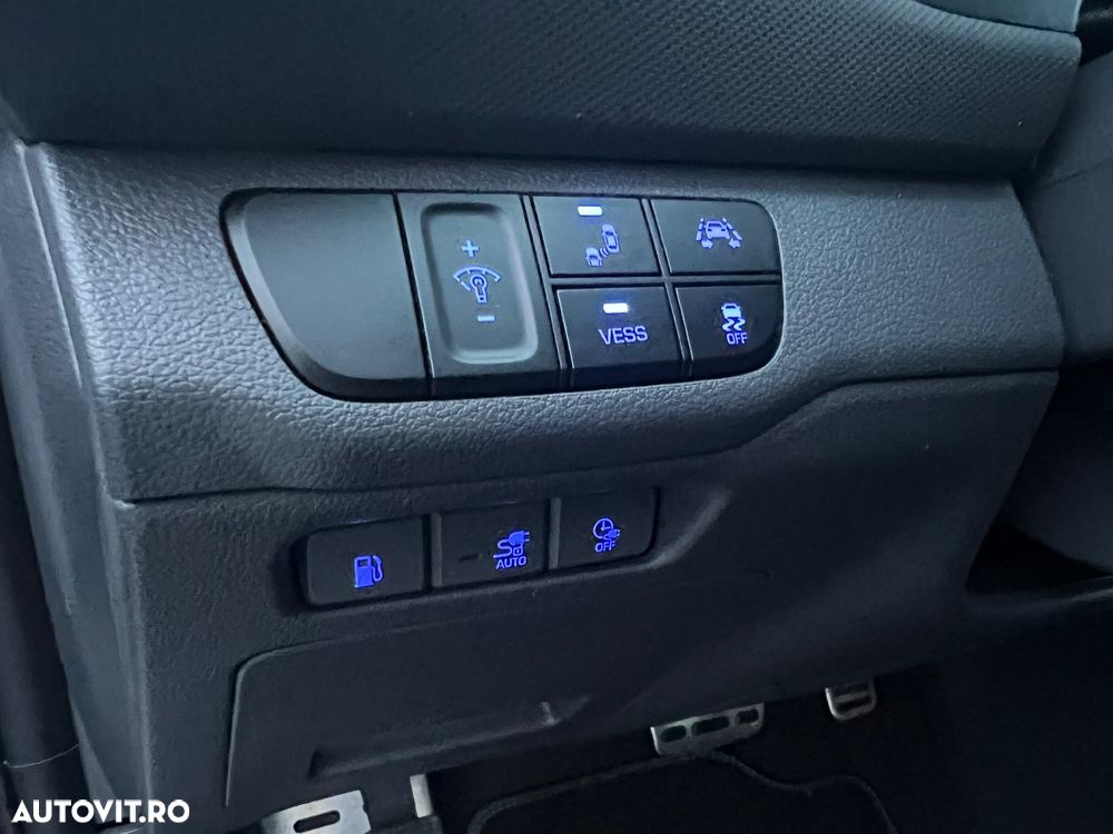 Hyundai IONIQ 1.6 GDI Premium - 20