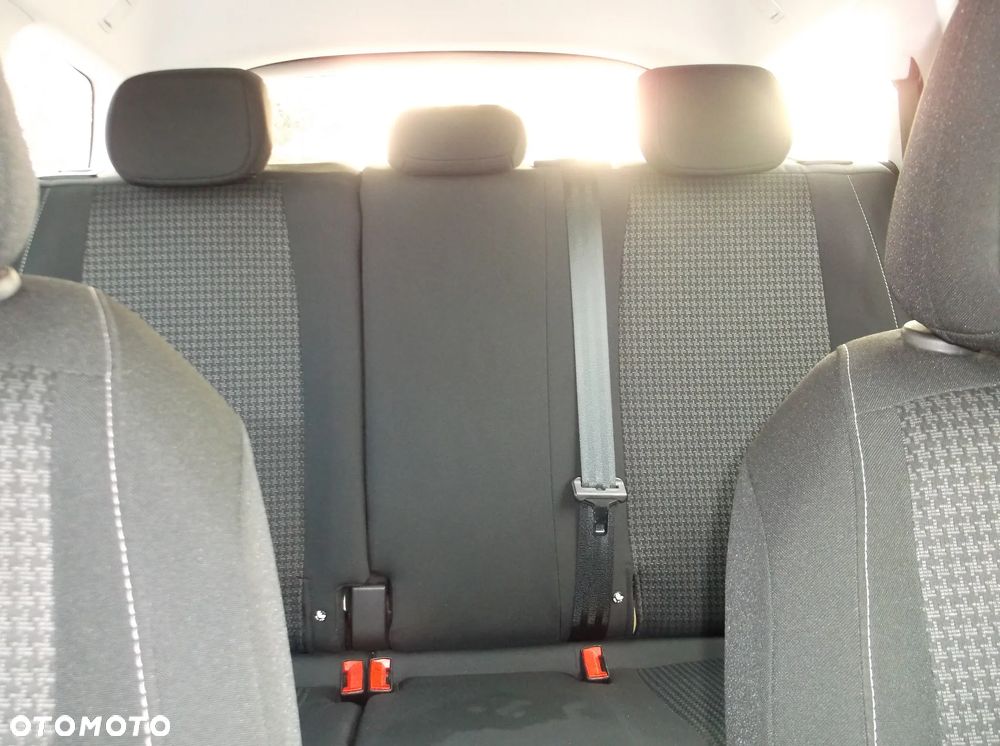 Peugeot 308 PureTech 130 GPF EAT8 Black Edition - 11