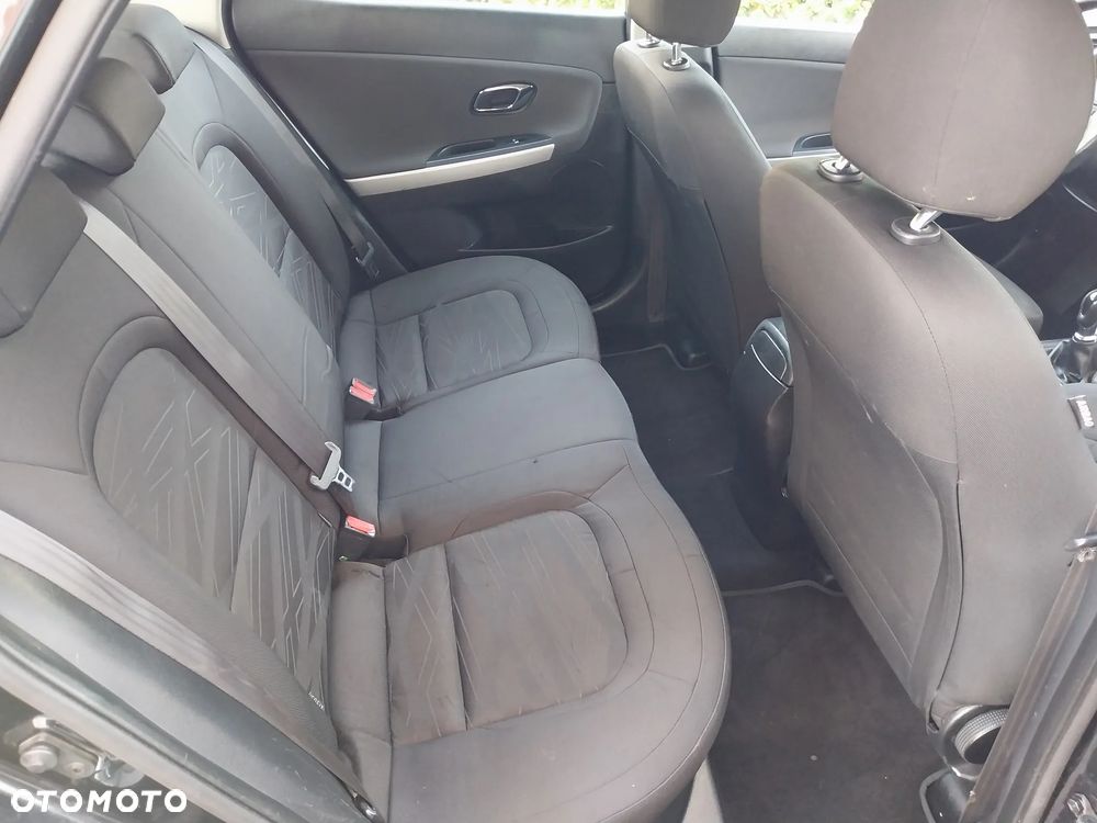 Kia Ceed 1.4 CVVT Dream Team Edition - 23