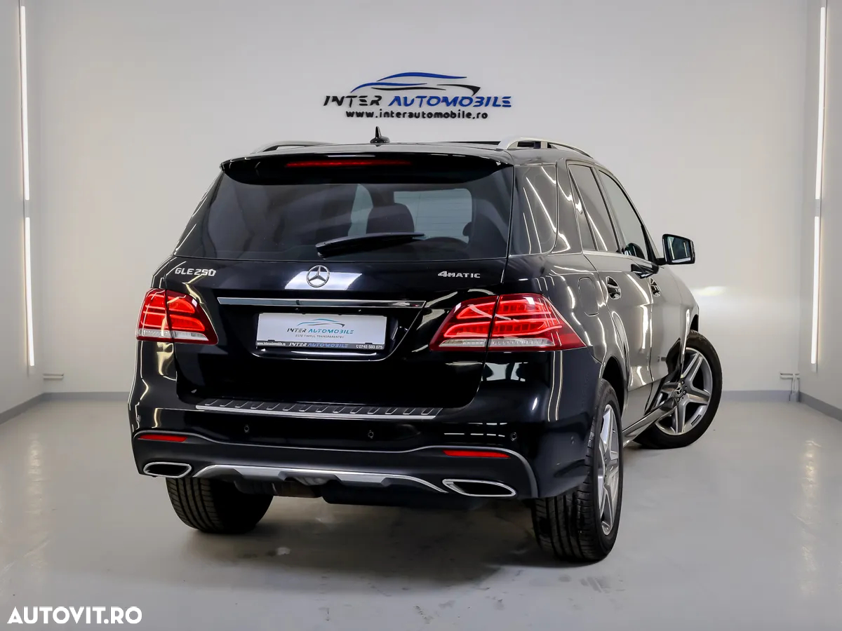 Mercedes-Benz GLE 250 d 4Matic 9G-TRONIC AMG Line - 12