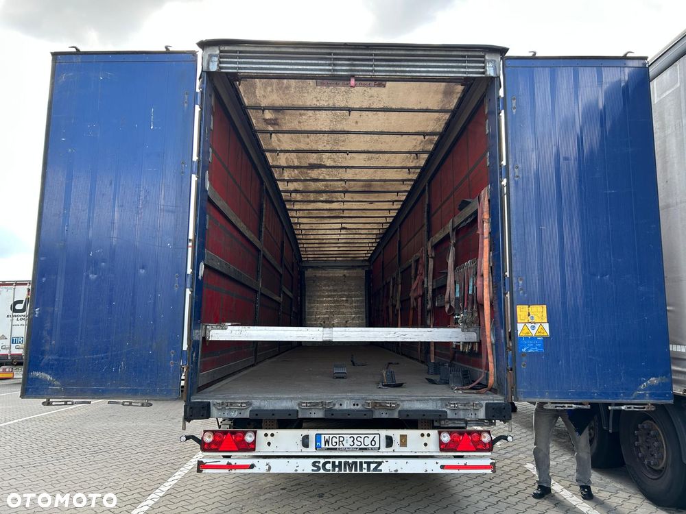 Schmitz Cargobull SCS Mega Varios; dach podnoszony; koła 385/55 R22,5 - 16