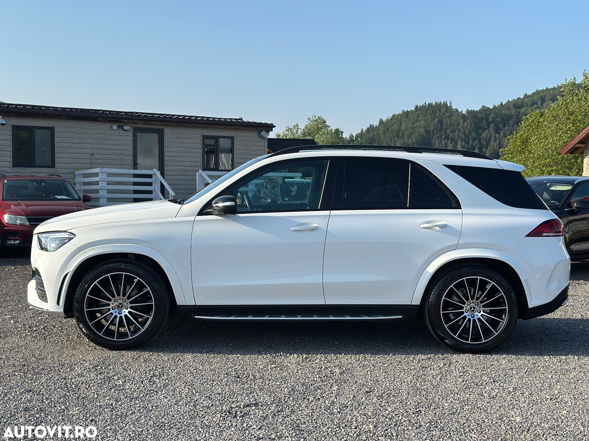 Mercedes-Benz GLE 300 d 4Matic 9G-TRONIC AMG Line - 9
