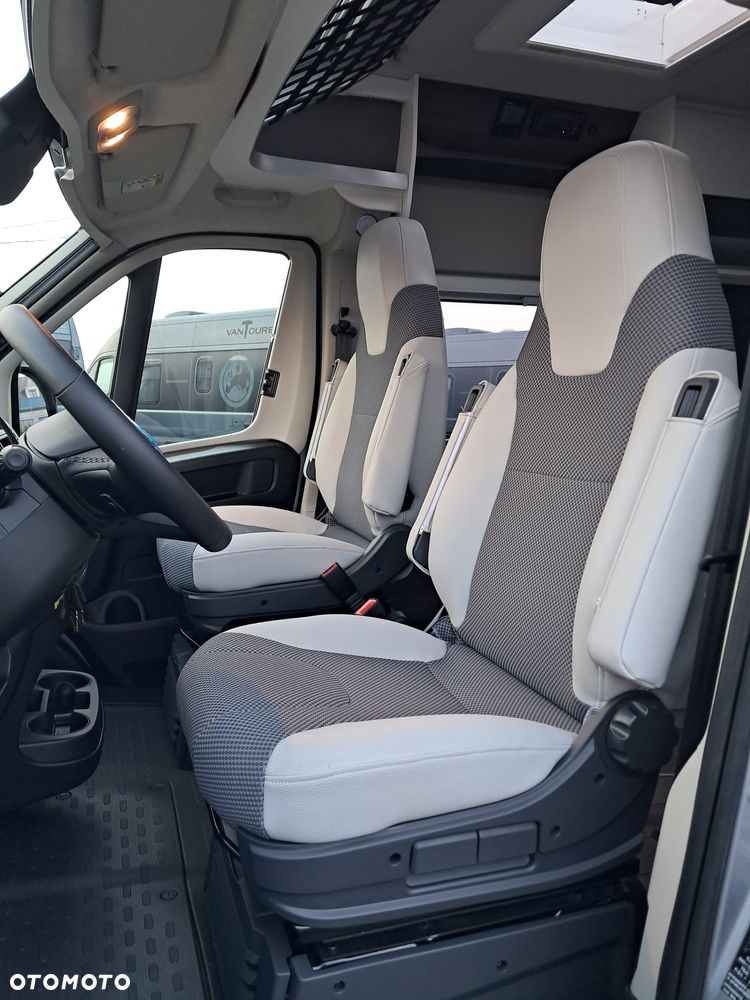 KNAUS VanTourer 600D Fabrycznie Nowy Automat DOPOSAŻONY 4 osobowy FV23% - 9