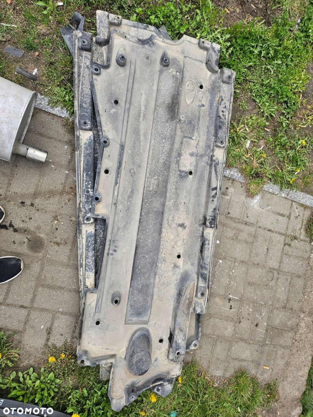 OSŁONA PODWOZIA PRAWA LEWA AUDI A6 C6 KOMBI 4F0825208 - 7