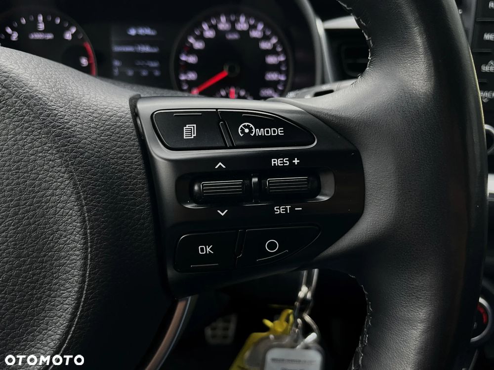 Kia Stonic 1.6 CRDi L - 23