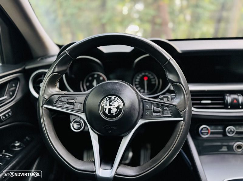 Alfa Romeo Stelvio 2.2 Diesel 16V AT8-Q4 Super - 20