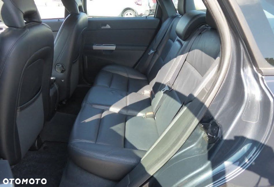 Volvo S40 1.6D - 12