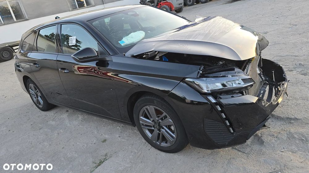 Peugeot 308 SW PureTech 130 EAT8 Active Pack - 12