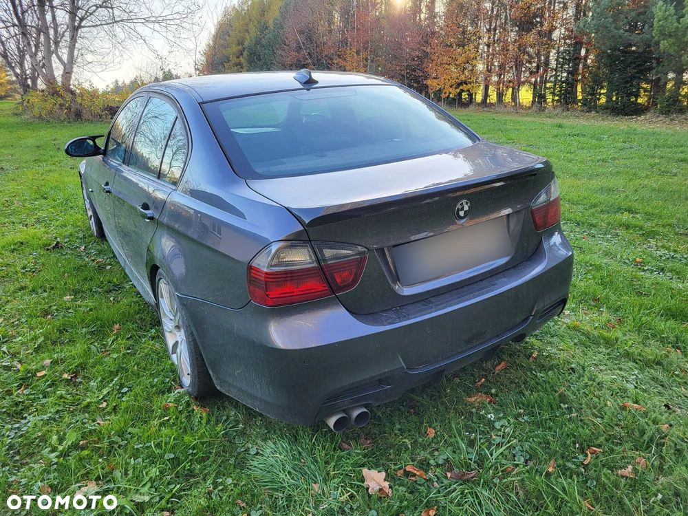 BMW Seria 3 325xi - 2