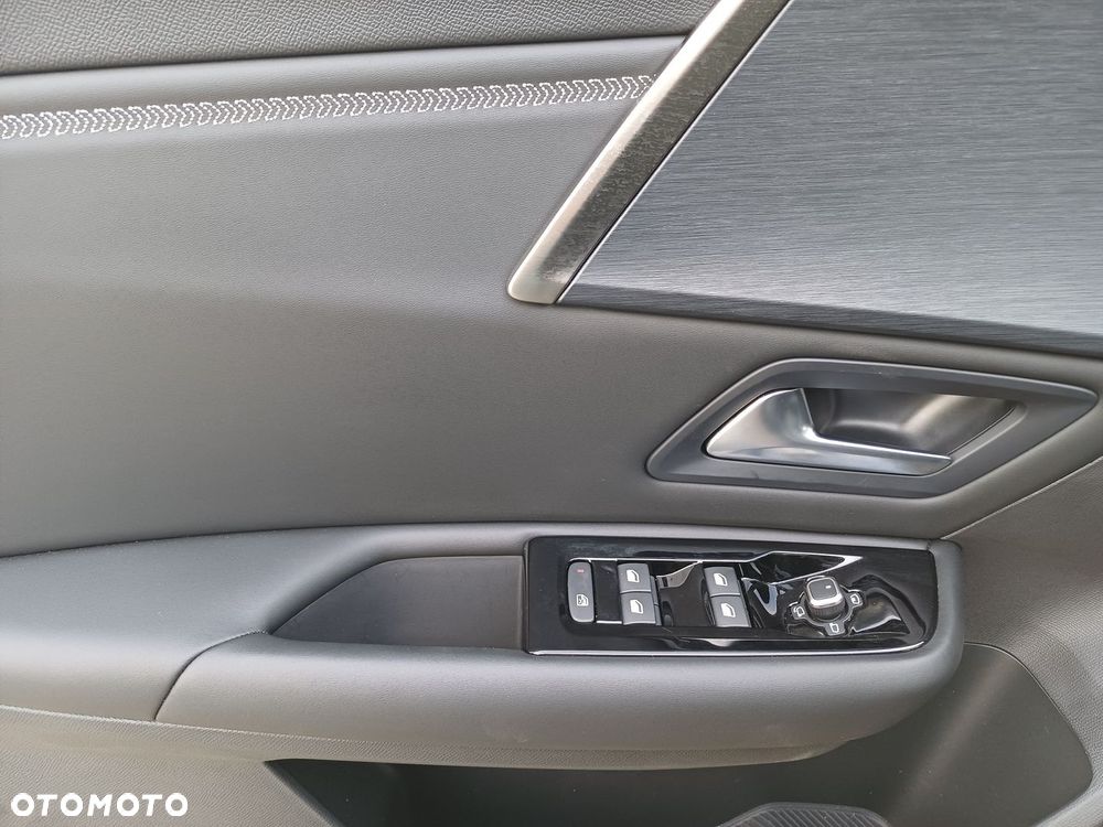 Citroën C5X 1.2 PureTech Plus EAT8 - 19