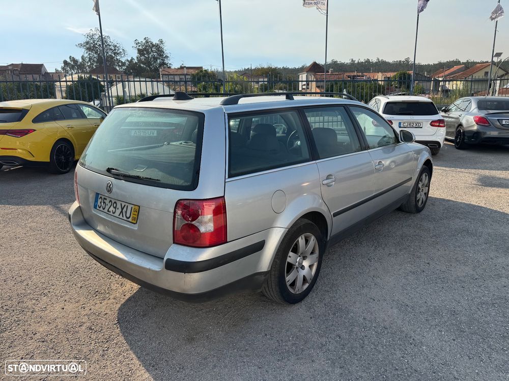 VW Passat Variant 1.9 TDi Confortline 6V - 24