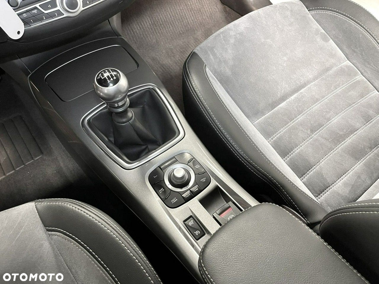 Renault Laguna - 16