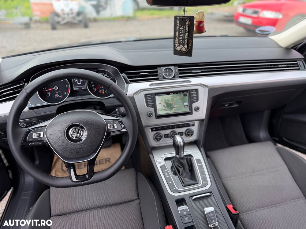 Volkswagen Passat 2.0 TDI SCR DSG BlueMotion Comfortline - 20