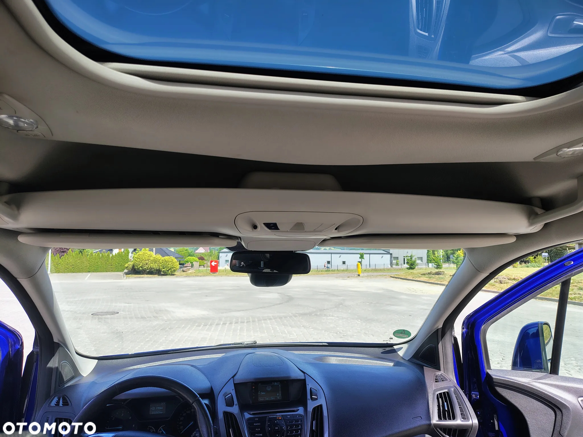 Ford Tourneo Connect Grand - 28