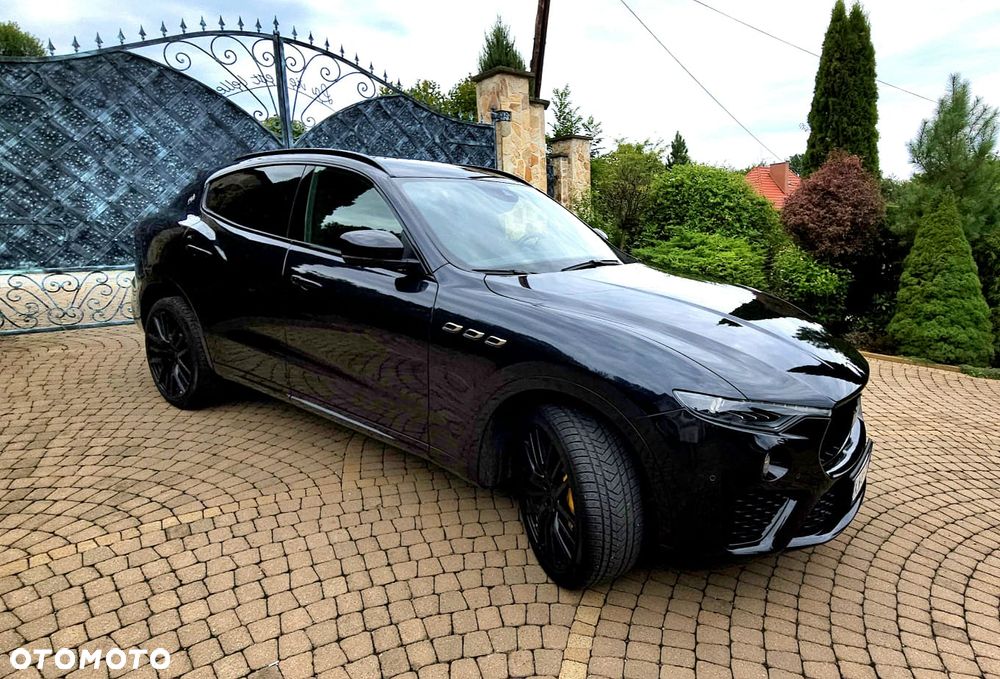 Maserati Levante - 10