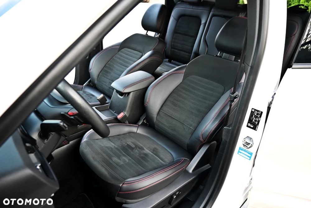Ford Kuga 2.0 EcoBlue 4x4 ST-LINE X - 31