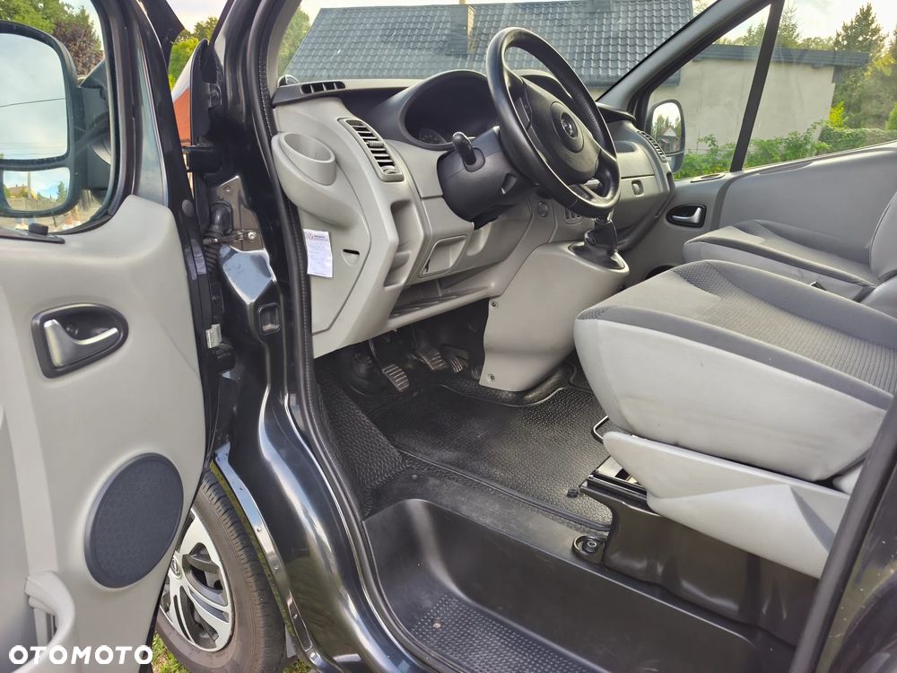 Opel VIVARO - 28