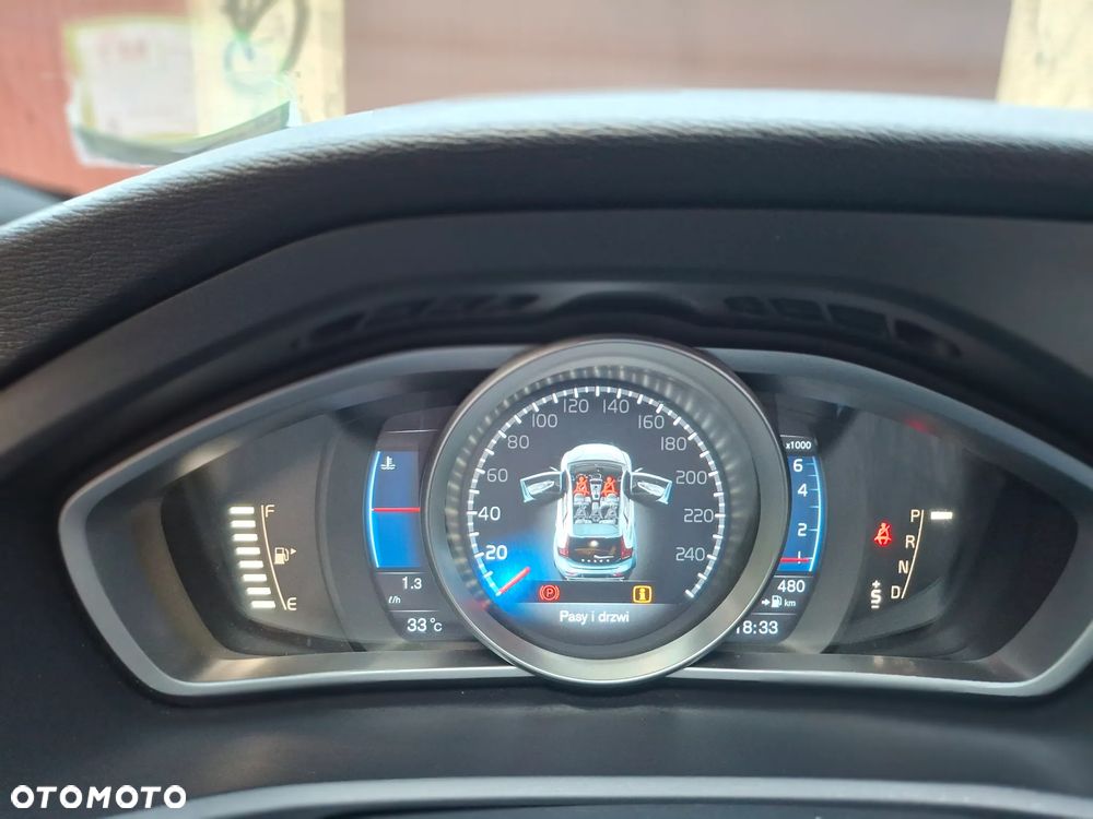 Volvo V40 - 30