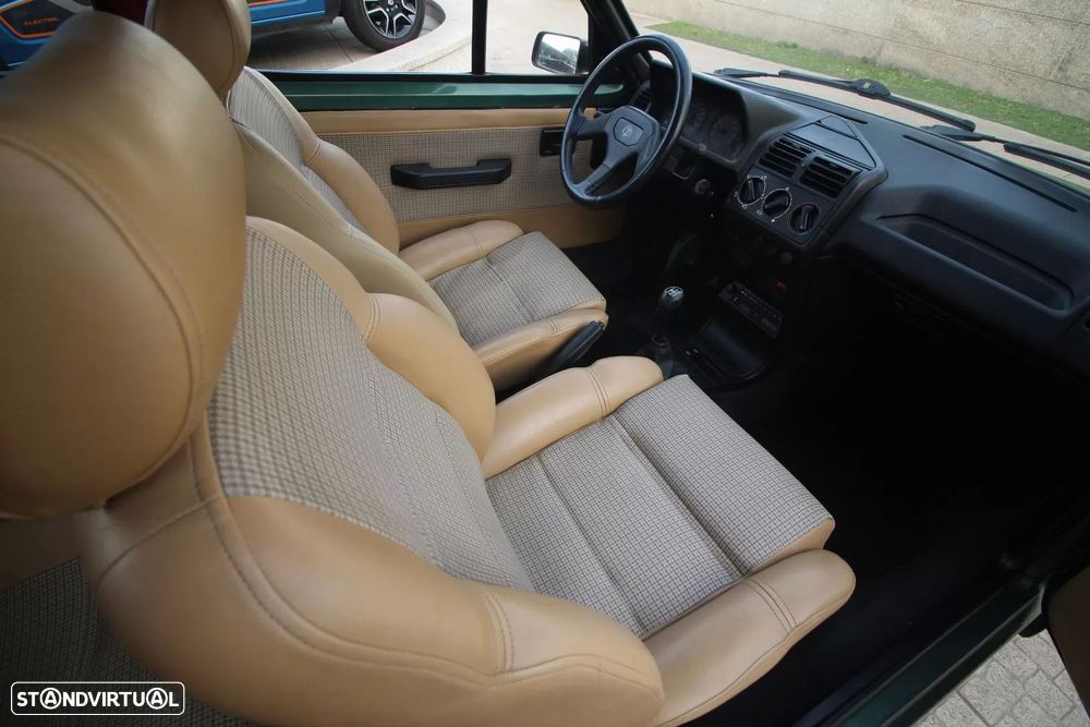 Peugeot 205 Cabrio 1.4 - 21