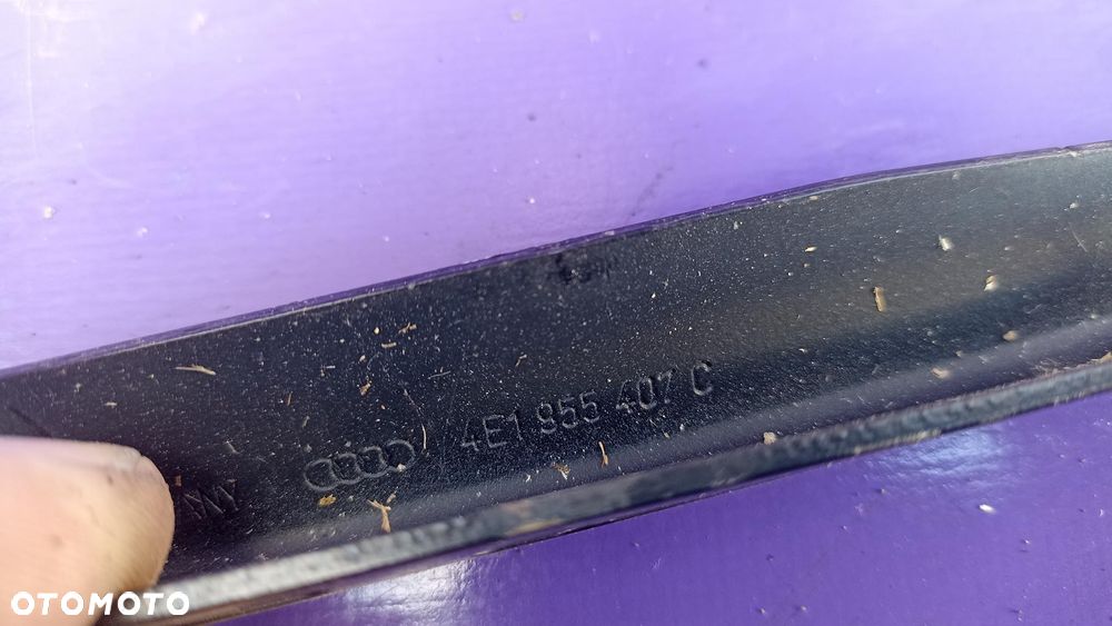 AUDI A8 D3 RAMIONA WYCIERACZEK PRZÓD EUROPA RAMIE - 6