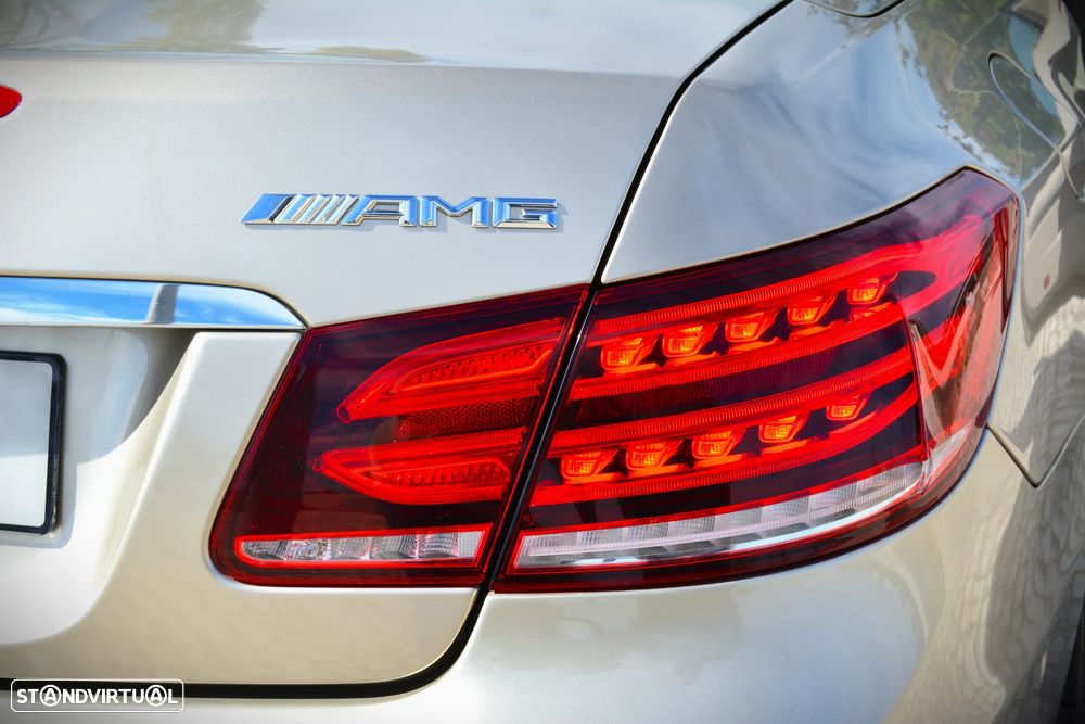 Mercedes-Benz E 250 CDi Elegance BlueEfficiency Auto - 12