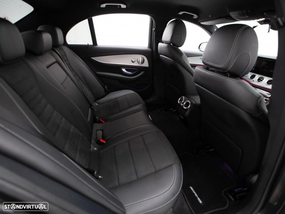 Mercedes-Benz E 300 de 4Matic 9G-TRONIC - 12