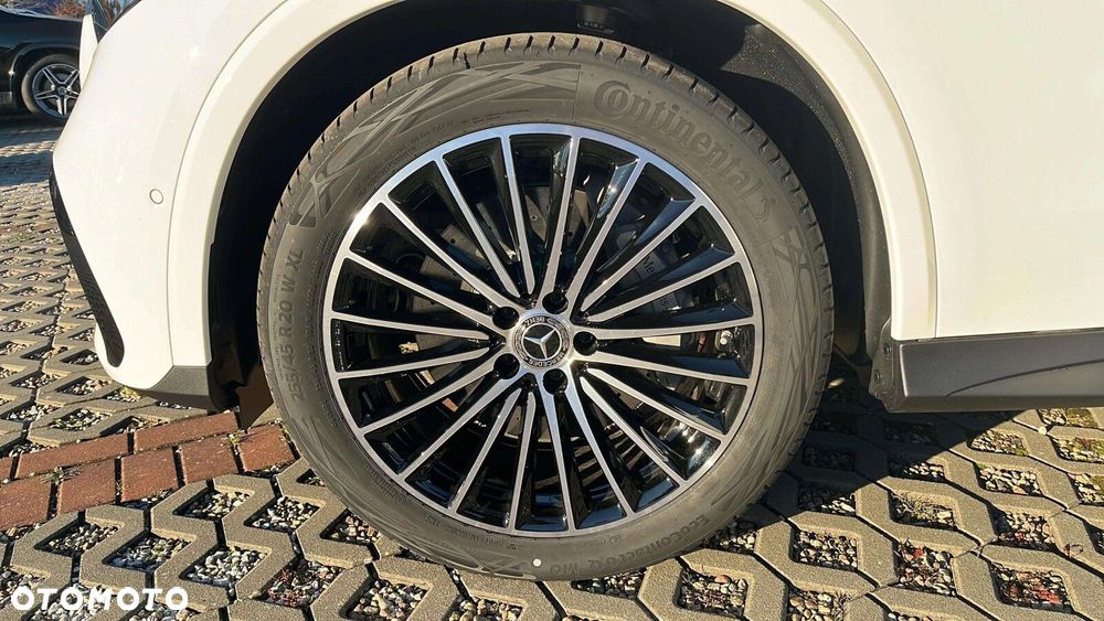 Mercedes-Benz GLC - 8