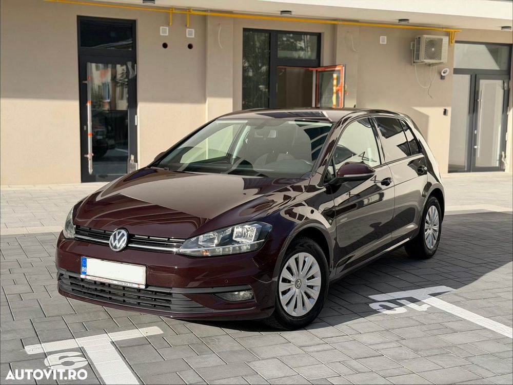Volkswagen Golf 1.6 TDI (BlueMotion Technology) Comfortline - 1