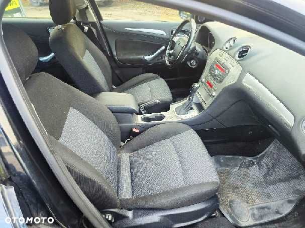 Ford Mondeo - 7