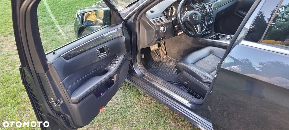 Mercedes-Benz Klasa E 200 7G-TRONIC Elegance - 11