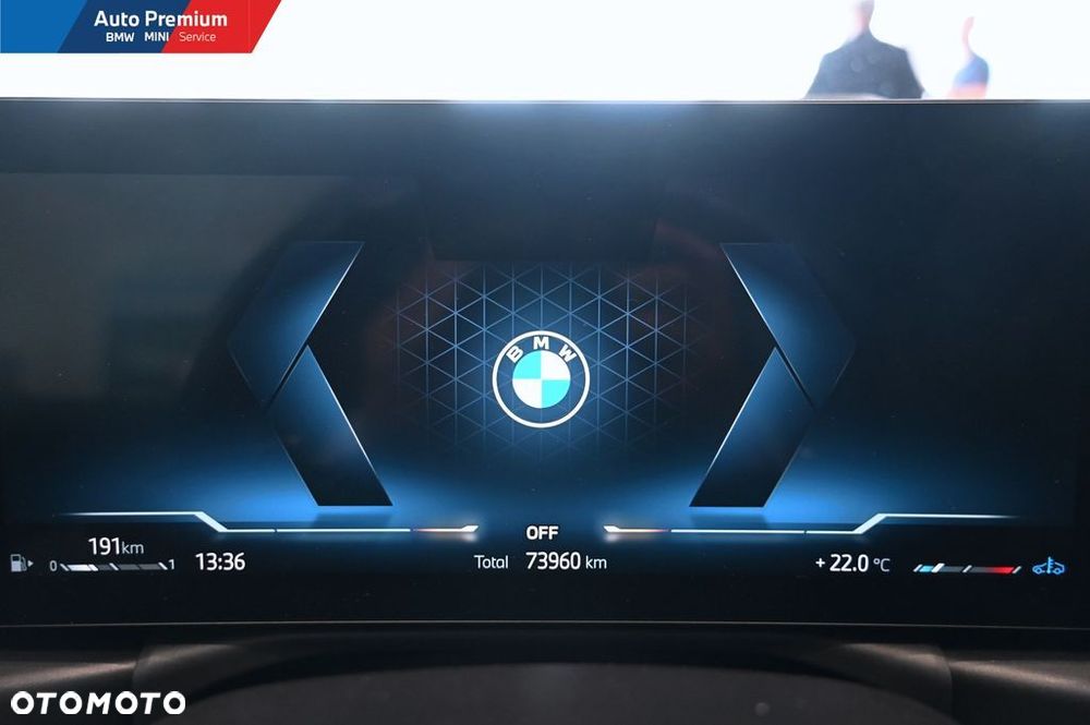 BMW Seria 3 330i xDrive - 5