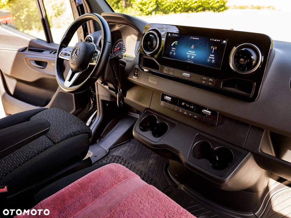 Mercedes-Benz SPRINTER - 23