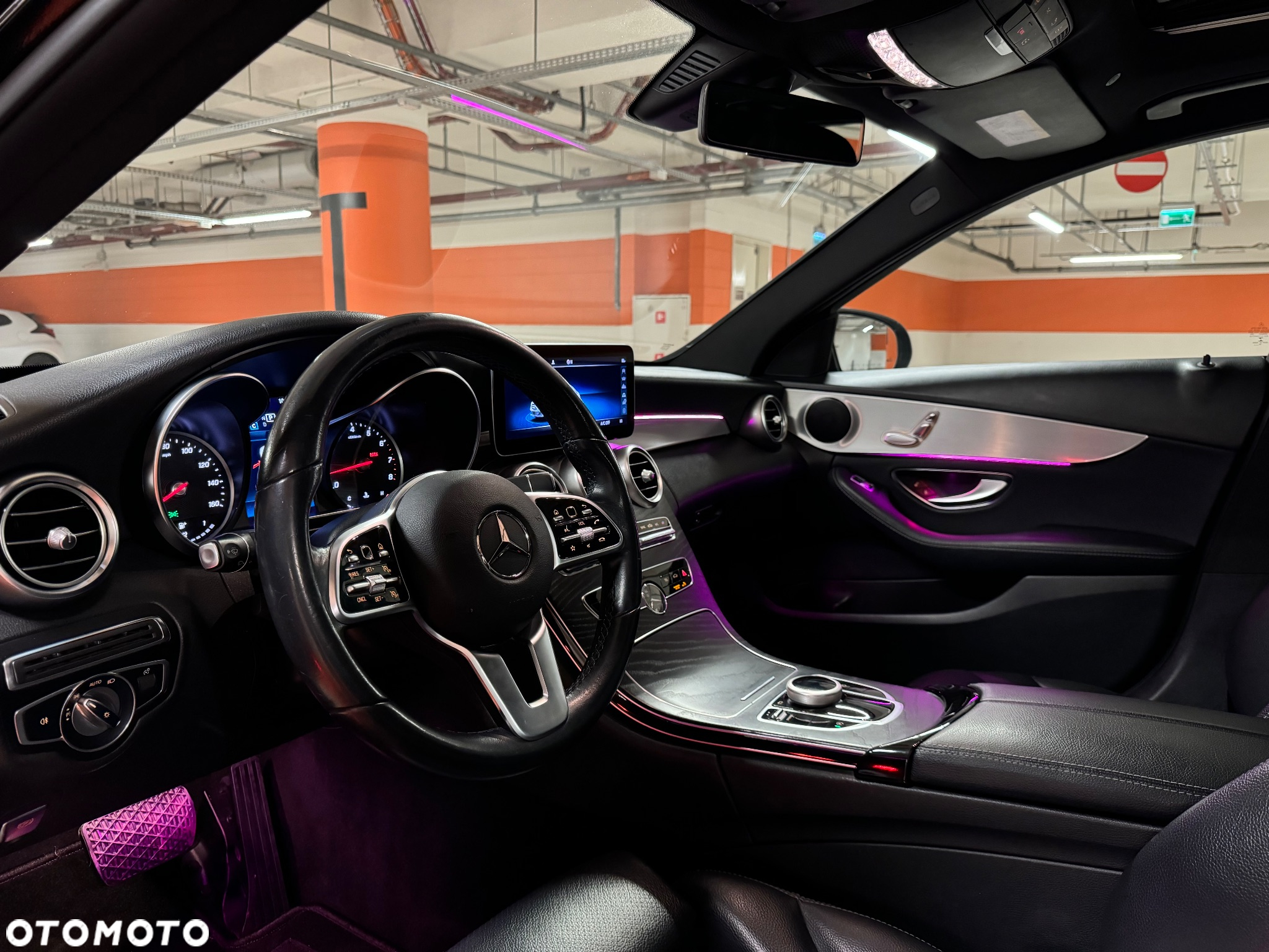Mercedes-Benz Klasa C 300 9G-TRONIC - 11