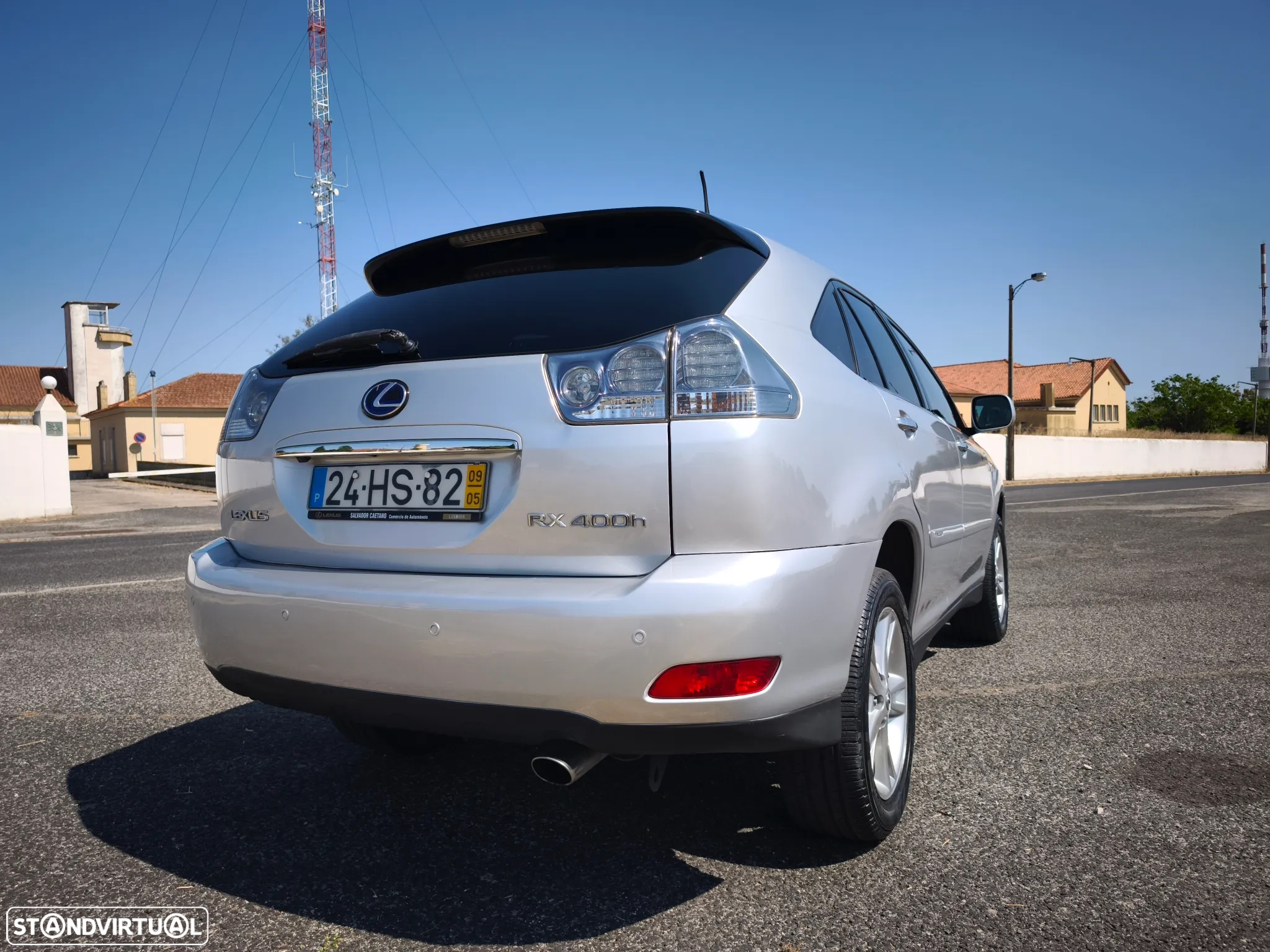 Lexus RX 400h - 11