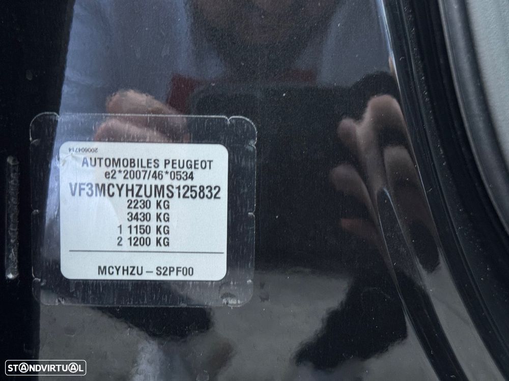 Peugeot 5008 1.5 BlueHDi Allure Pack EAT8 - 31