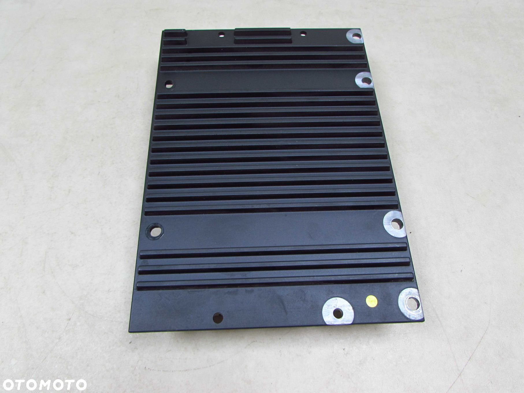 VOLVO C30 S40 V50 C70 II LIFT 06-13 WZMACNIACZ RADIA 31260740 DYNAUDIO - 2