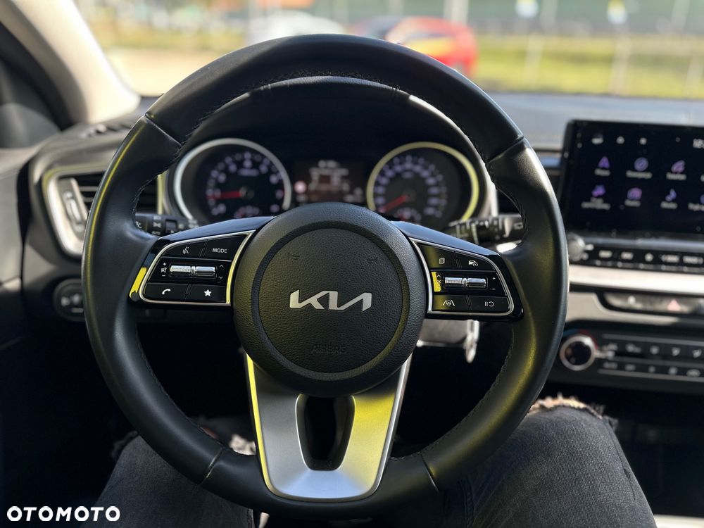 Kia XCeed 1.5 T-GDI M - 20