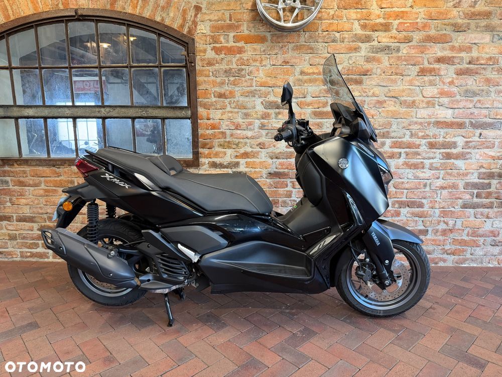 Yamaha X-max