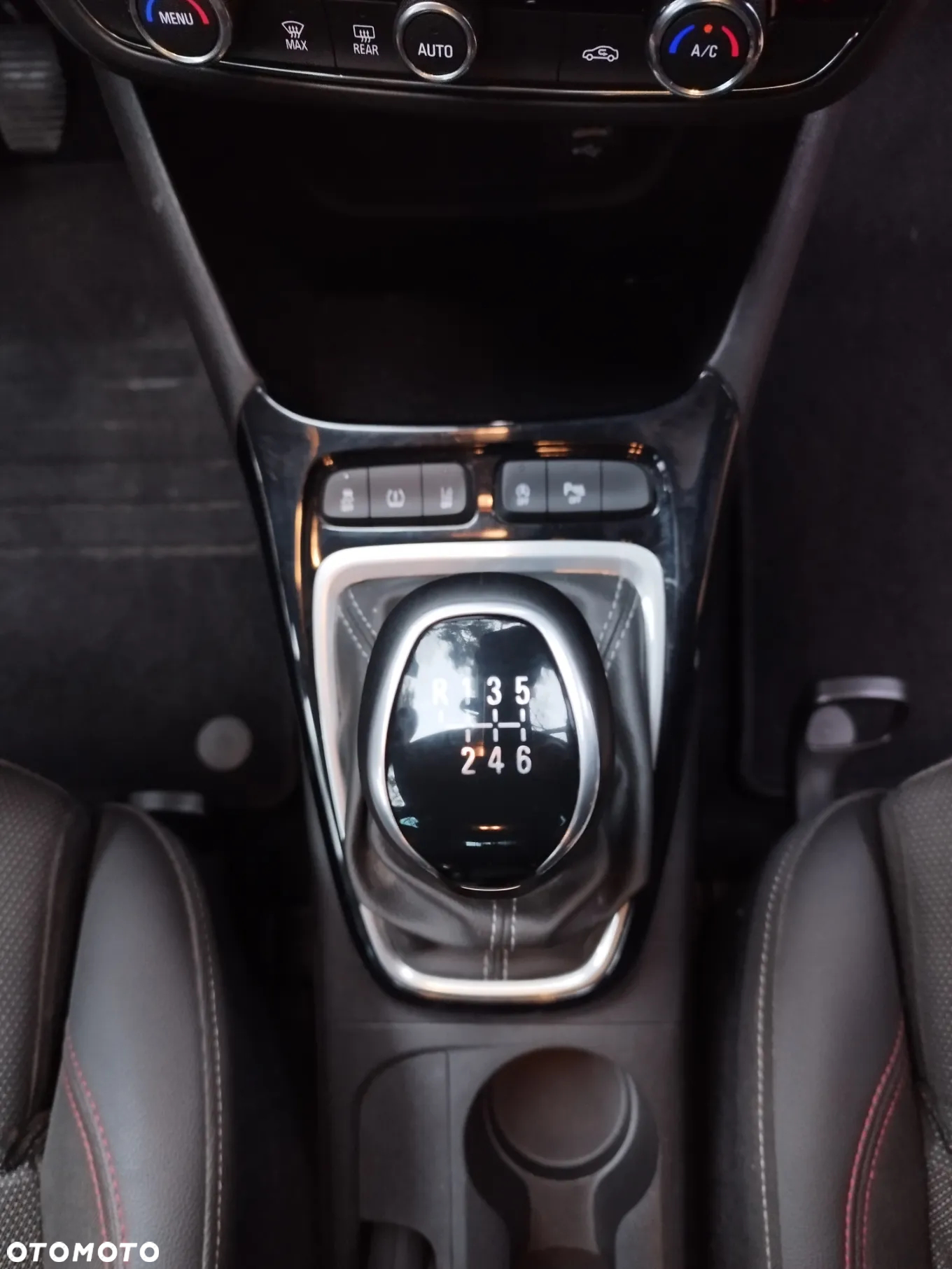 Opel Crossland X 1.2 Start/Stop Design Line - 37