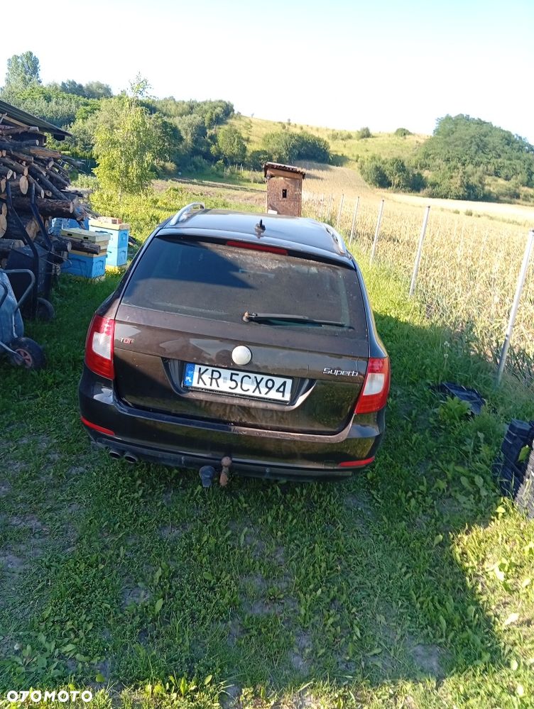 Skoda Superb - 4