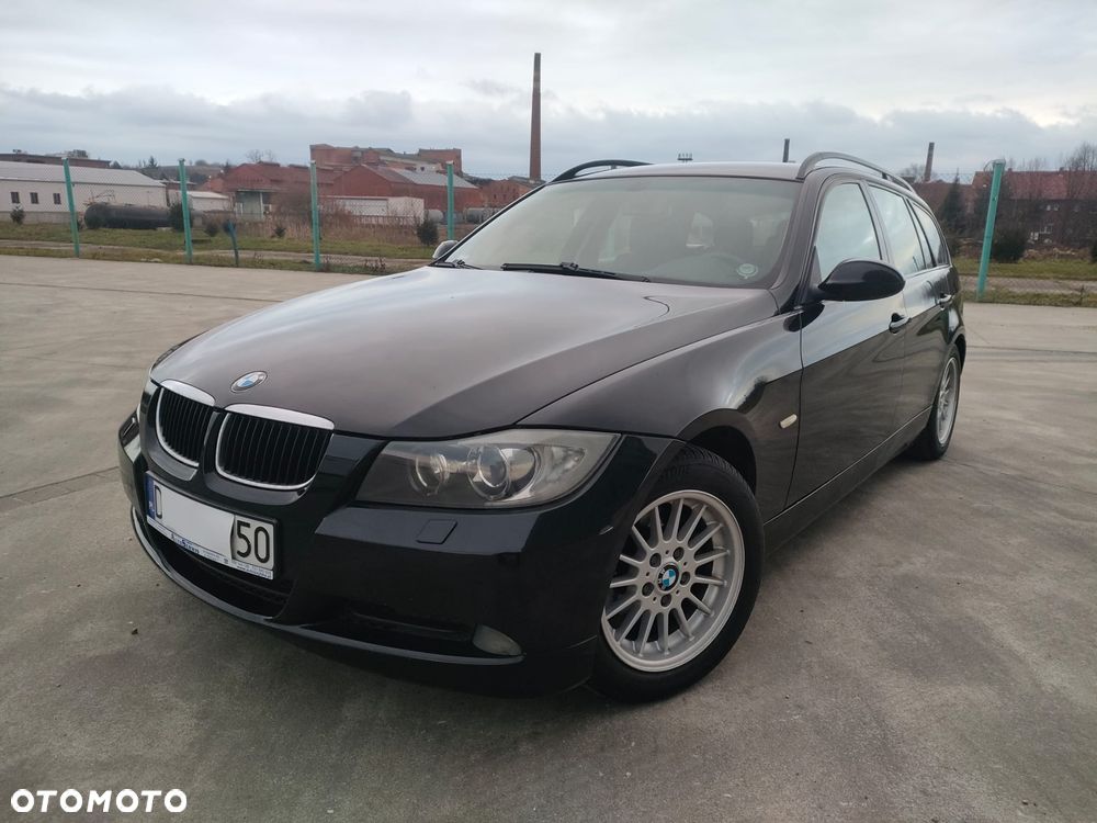 BMW Seria 3 318d - 13
