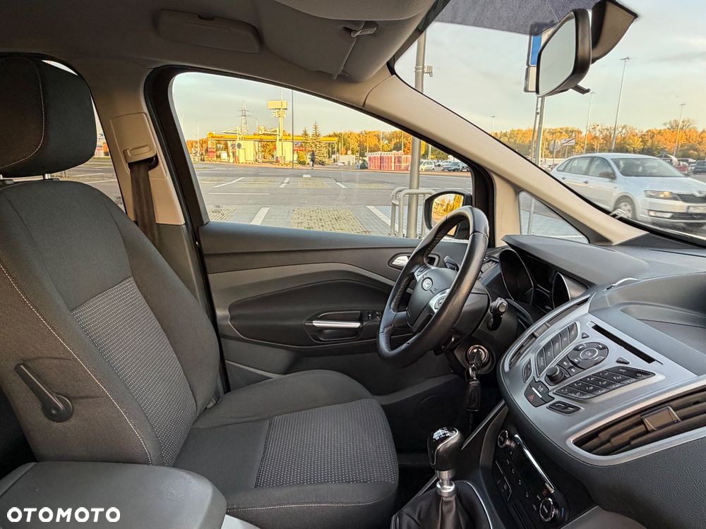 Ford C-MAX - 21